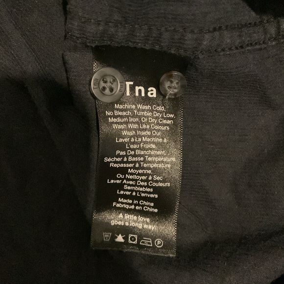 TNA - Black Corderoy Button Up Longsleeve - Picture 5 of 5